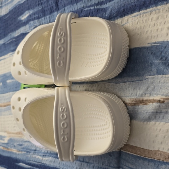 CROCS Classic Unisex Clogs in White Size 8 Womens Size 6 Mens - Picture 5 of 5